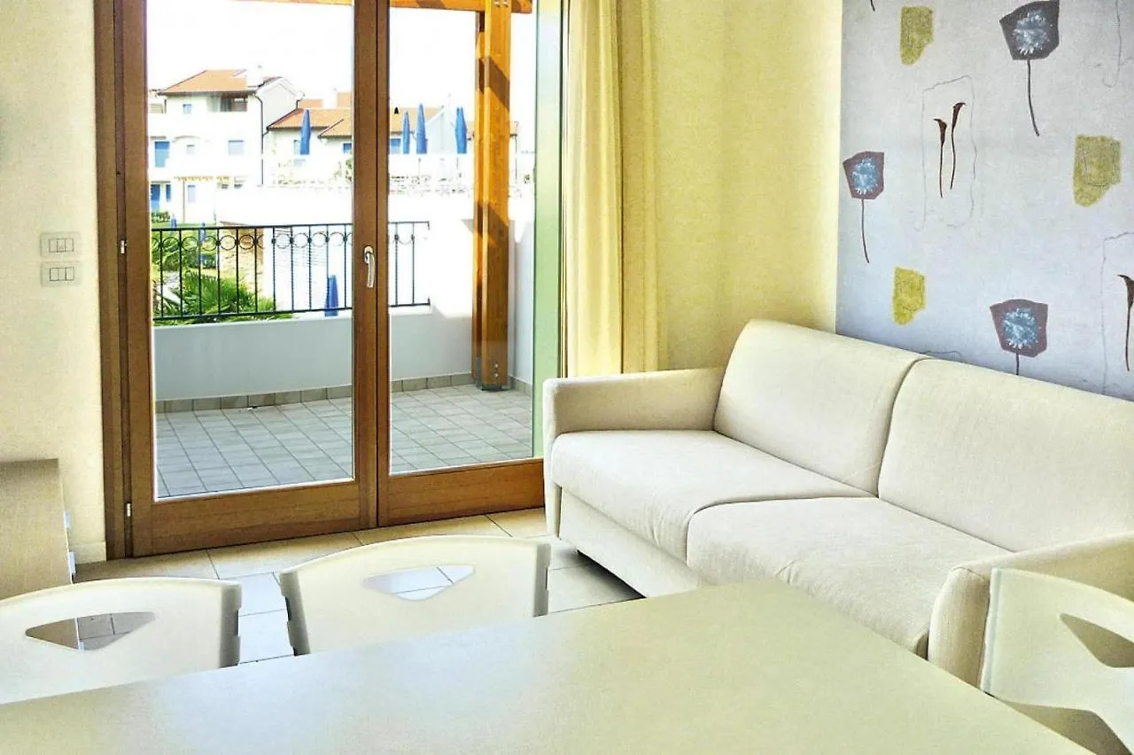Residence Villaggio A Mare, Lido Altanea Caorle Apartment